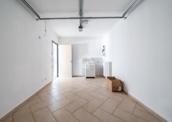 Four-room apartment Via peschiera, Castelnovo di Sotto - photo 33