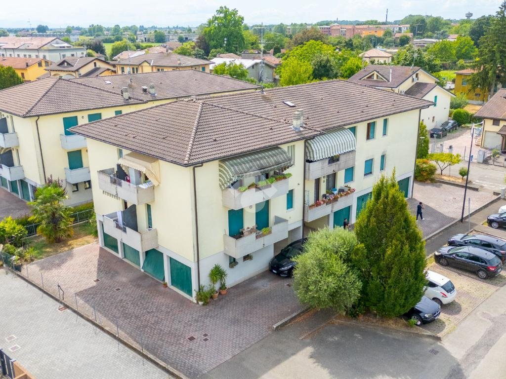 Bilocale Via Benamati G. B., Guastalla - foto 2