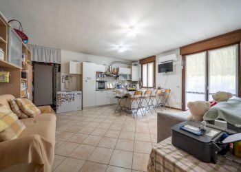 Bilocale Via Benamati G. B., Guastalla - foto 3