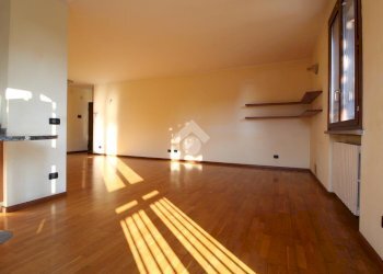 Trilocale Piazza XXV Aprile, Cadelbosco di Sopra - foto 9