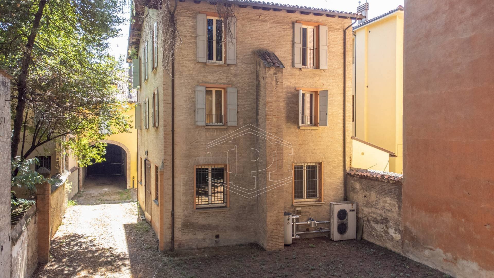 Bilocale Strada Maggiore, Bologna (zona Centro Storico) - foto 1