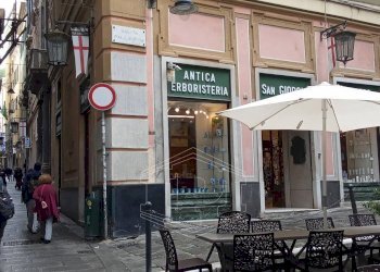 Locale Commerciale Via Luccoli, Genova (zona Centro Storico) - foto 7