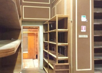 Locale Commerciale Via Luccoli, Genova (zona Centro Storico) - foto 6