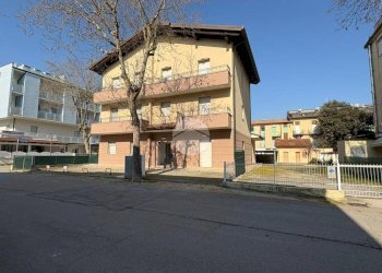 Three-room apartment Viale E.Fermi, Cesenatico - photo 28