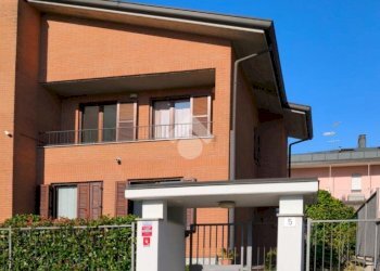 Portion of a house Via Torquato Tasso, Cormano - photo 5