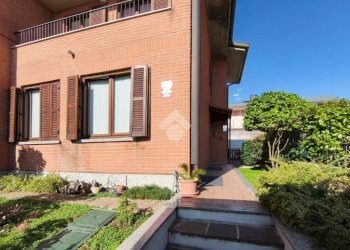 Portion of a house Via Torquato Tasso, Cormano - photo 6