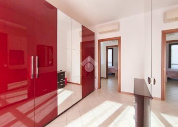 Portion of a house Via Torquato Tasso, Cormano - photo 32