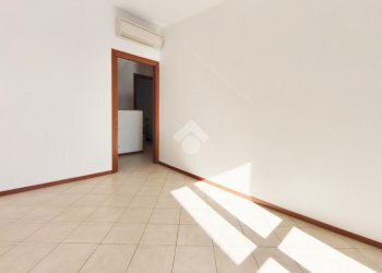 Portion of a house Via Torquato Tasso, Cormano - photo 36