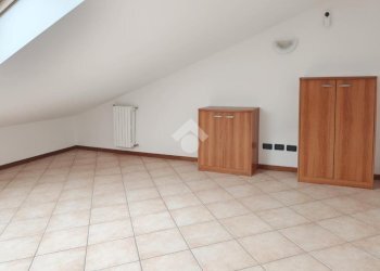 Portion of a house Via Torquato Tasso, Cormano - photo 39
