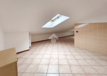 Portion of a house Via Torquato Tasso, Cormano - photo 40