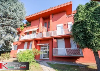 Foto 1 - Quadrilocale via san francesco
 
31, Caluso - foto 1