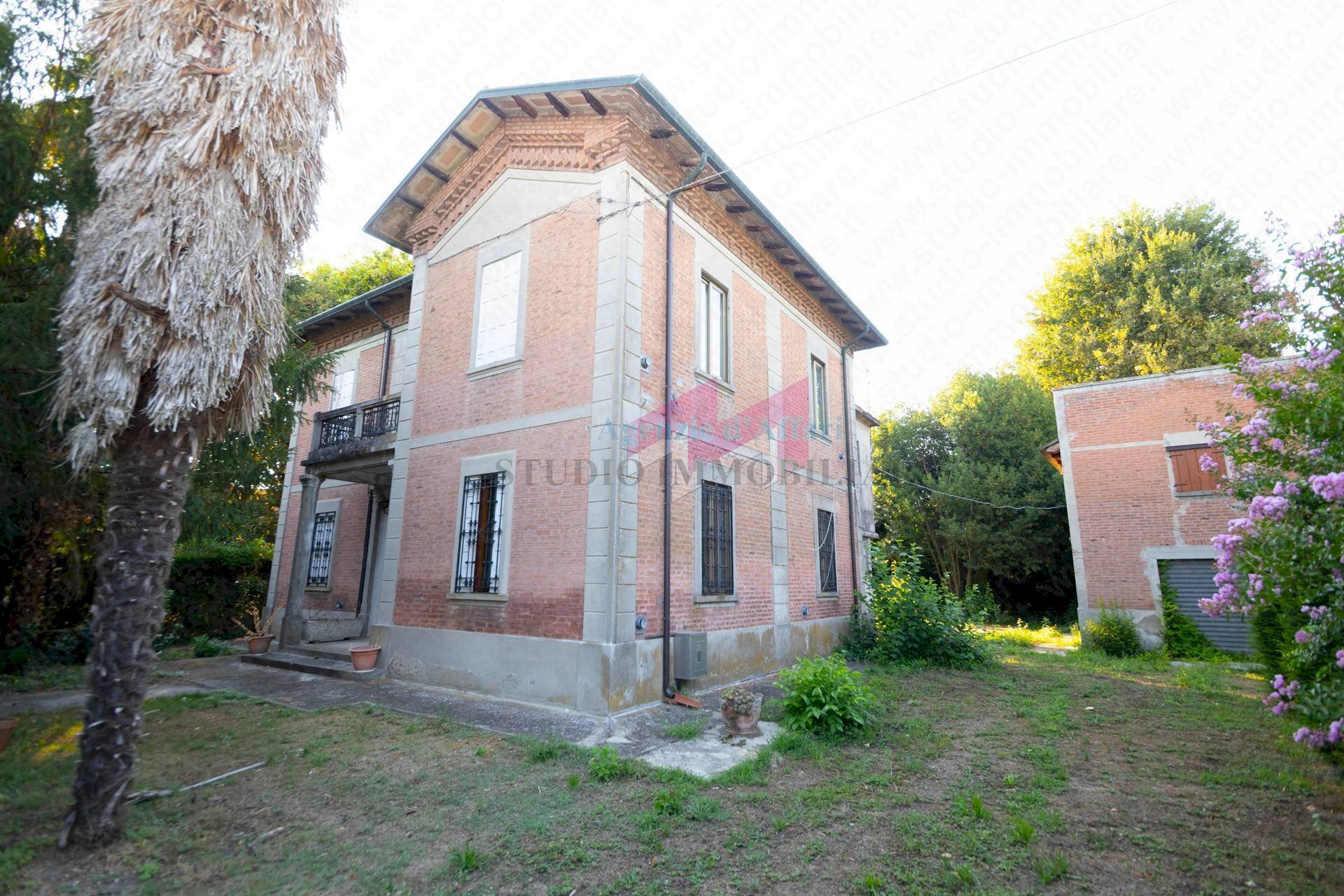 Foto 1 - Independent house via San Martino
 
11, Castelmassa - photo 1