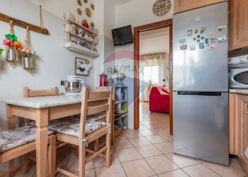 Cucina - Trilocale via Verdi
 
95, Cocquio-Trevisago - foto 9