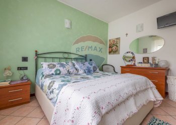 Camera / camera da letto - Trilocale via Verdi
 
95, Cocquio-Trevisago - foto 18