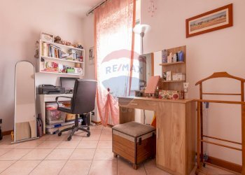 Ufficio - Trilocale via Verdi
 
95, Cocquio-Trevisago - foto 21