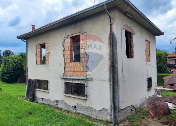 Casa all\'aperto - Villa Via Martiri della Libertà
 
501, Travedona-Monate - foto 6