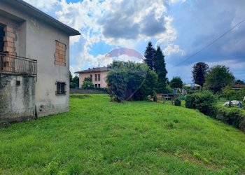 Giardino - Villa Via Martiri della Libertà
 
501, Travedona-Monate - foto 9