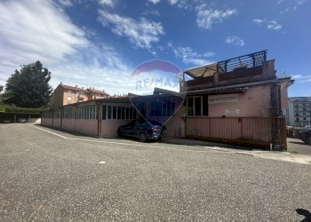 Edificio all\'aperto - Capannone via Corsica
31, Varese - foto 1