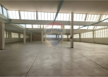 Magazzino - Capannone via Corsica
31, Varese - foto 12