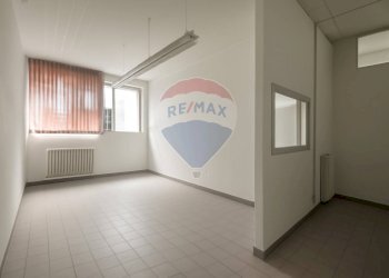 Ufficio - Capannone via Corsica
31, Varese - foto 15