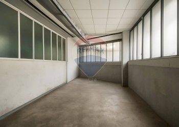 Magazzino - Capannone via Corsica
31, Varese - foto 16