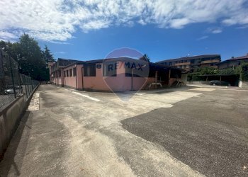 Area esterna - Capannone via Corsica
31, Varese - foto 19
