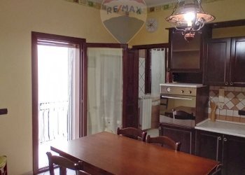 Sala da pranzo - Appartamento Via Pistoia
 
49, Bronte - foto 11