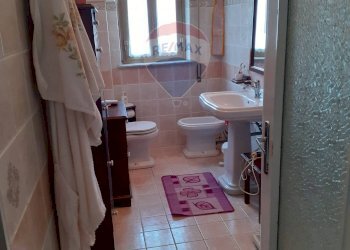 Bagno - Trilocale via Timoleone
 
86, Catania - foto 7