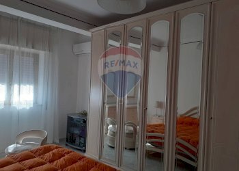 Camera / camera da letto - Trilocale via Timoleone
 
86, Catania - foto 14