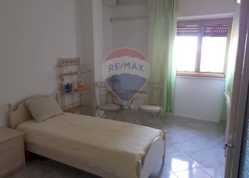 Camera / camera da letto - Trilocale via Timoleone
 
86, Catania - foto 17