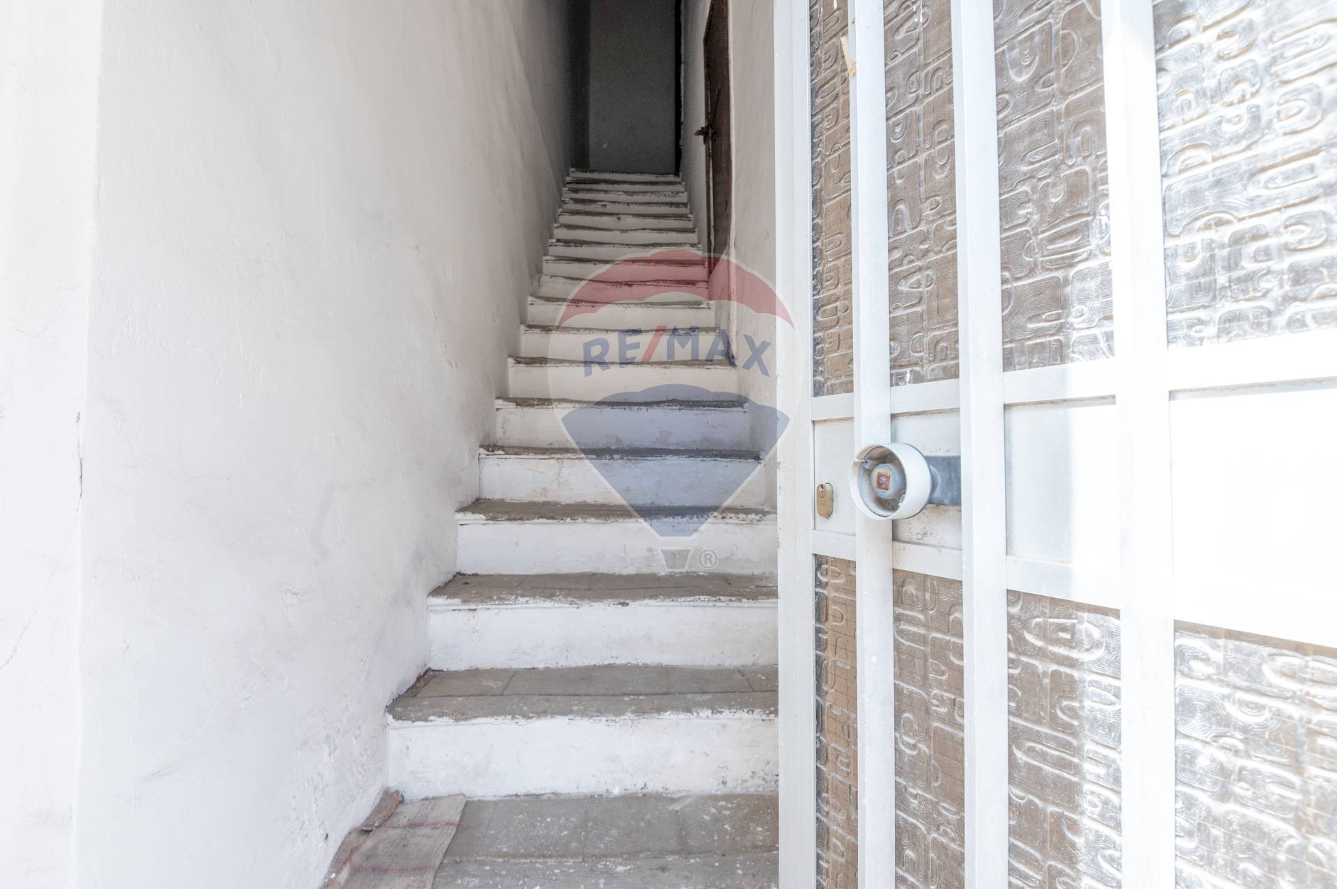 Scale - Casa indipendente Via Acquanuova
 
250, Caltagirone - foto 3