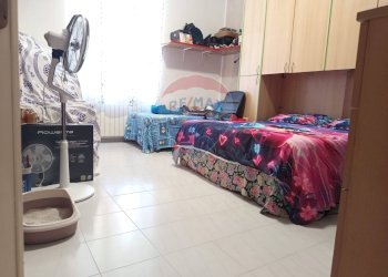 Camera / camera da letto - Four-room apartment Piombino - photo 8