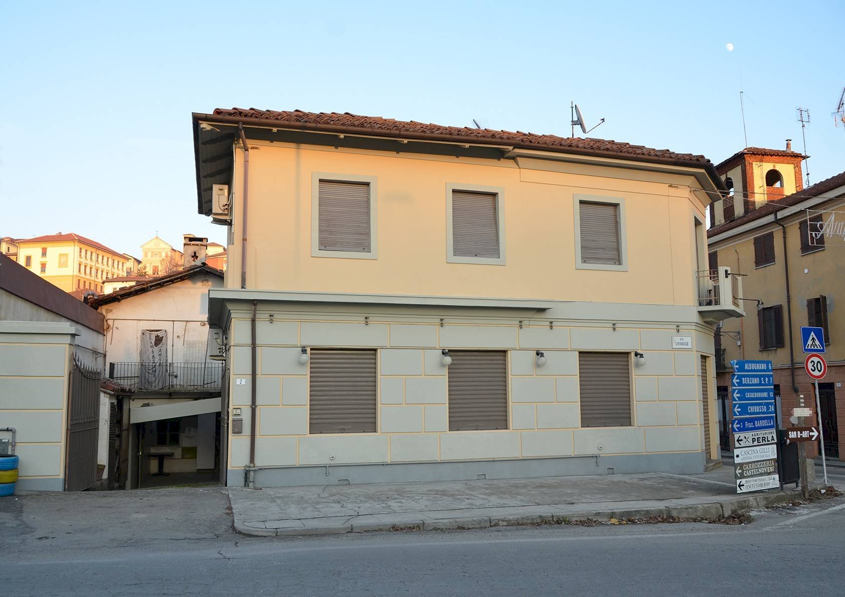 Foto 3 - Stable - Palace Via Guglielmo Marconi, Castelnuovo Don Bosco - photo 3