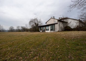 Foto 7 - Rustico Borgata Valdoisa
 
8, San Damiano d'Asti - foto 7