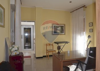 Sala da pranzo - Independent house Via Ruggero Settimo
 
206/208, Vittoria - photo 1