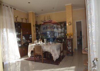 Sala da pranzo - Independent house Via Ruggero Settimo
 
206/208, Vittoria - photo 16