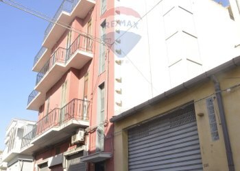 Edificio all\'aperto - Independent house Via Ruggero Settimo
 
206/208, Vittoria - photo 36