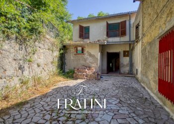 Foto 3 - Casa indipendente Via Case Degli Angeli
 
120, Civitella del Tronto - foto 3