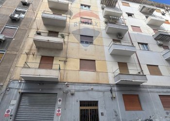 Edificio all\'aperto - Quadrilocale Via Pererz
 
211, Palermo - foto 1