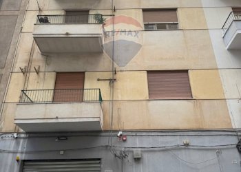 Edificio all\'aperto - Quadrilocale Via Pererz
 
211, Palermo - foto 2