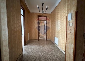 Hall / corridoio - Quadrilocale Via Pererz
 
211, Palermo - foto 13