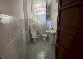 Bagno - Quadrilocale Via Pererz
 
211, Palermo - foto 18