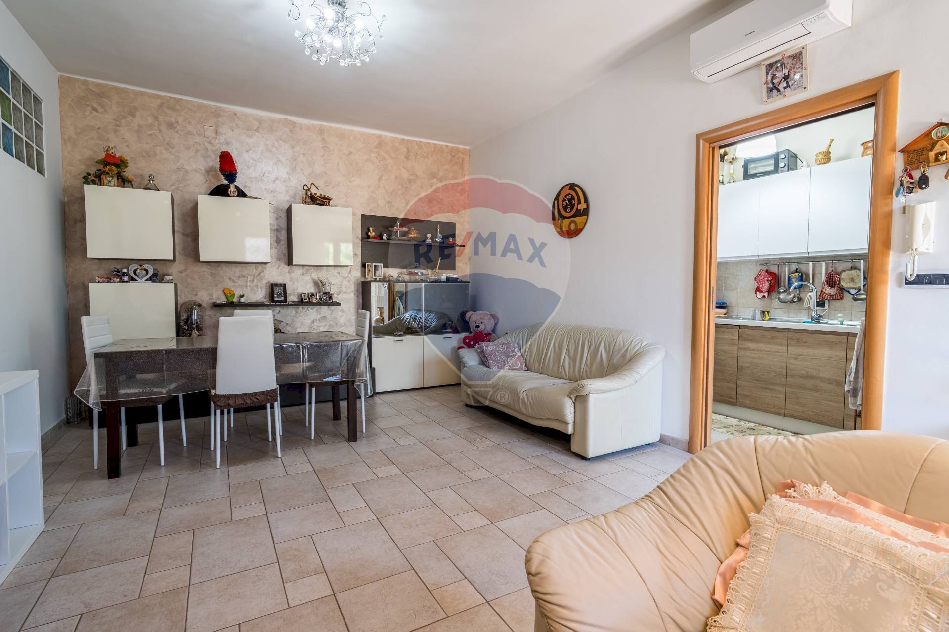 Sala da pranzo - Quadrilocale Vico Bellini, Bitonto - foto 3