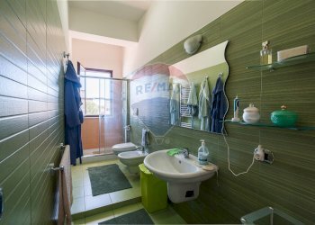 Bagno - Trilocale Vico Bellini
 
3, Bitonto - foto 9