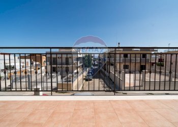 Balcone - Trilocale Vico Bellini
 
3, Bitonto - foto 15