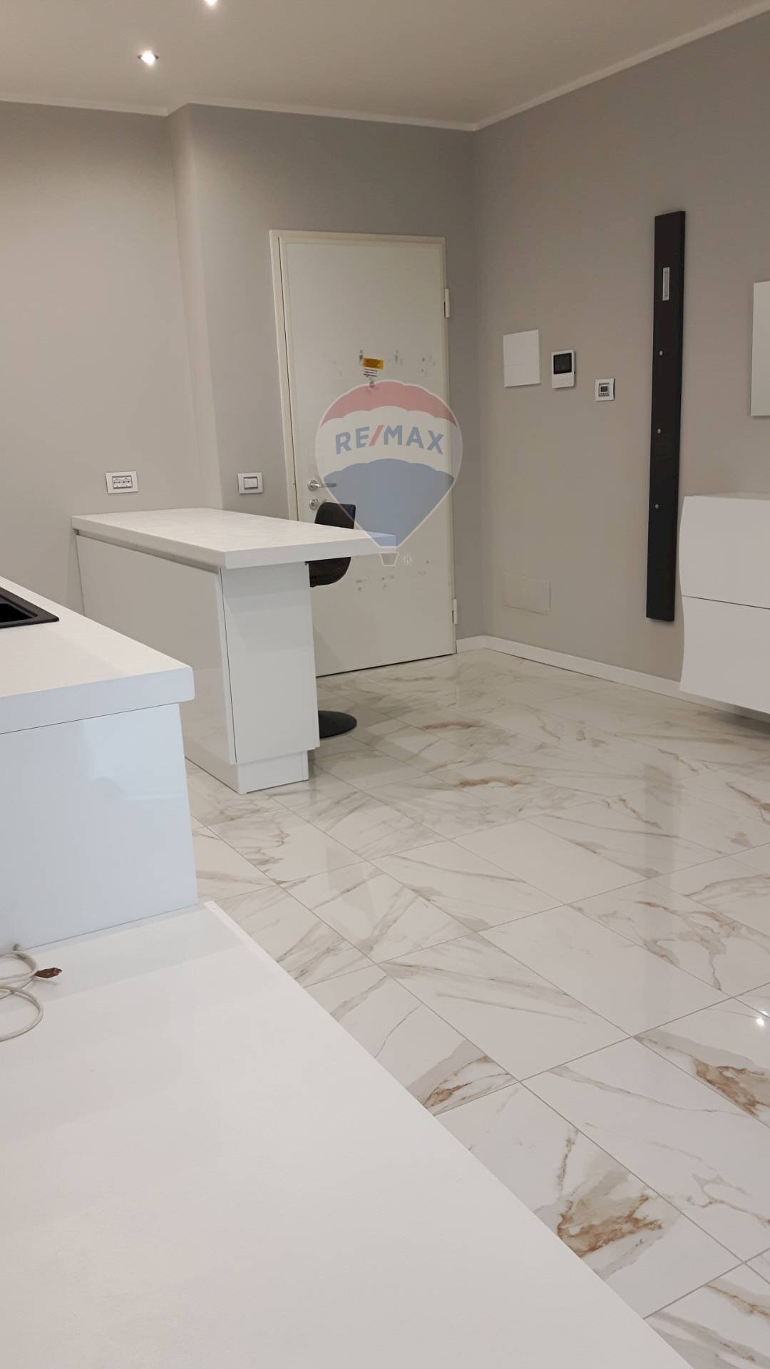 Bagno - Two-room apartment Via Emilia Est
 
46, Parma - photo 3