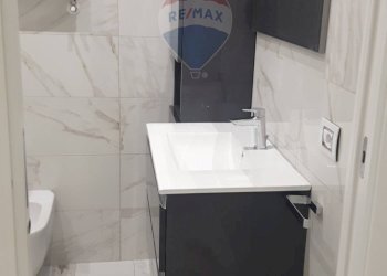 Bagno - Two-room apartment Via Emilia Est
 
46, Parma - photo 22