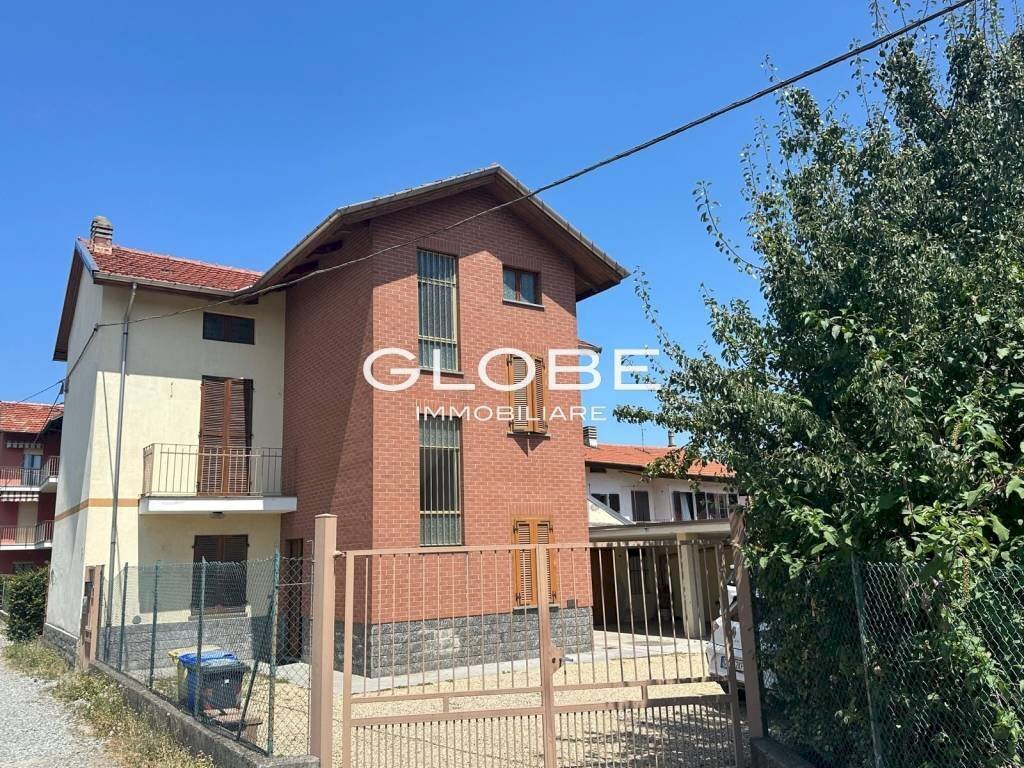 Facciata - Independent house via Alessandro Manzoni, Ciriè - photo 1