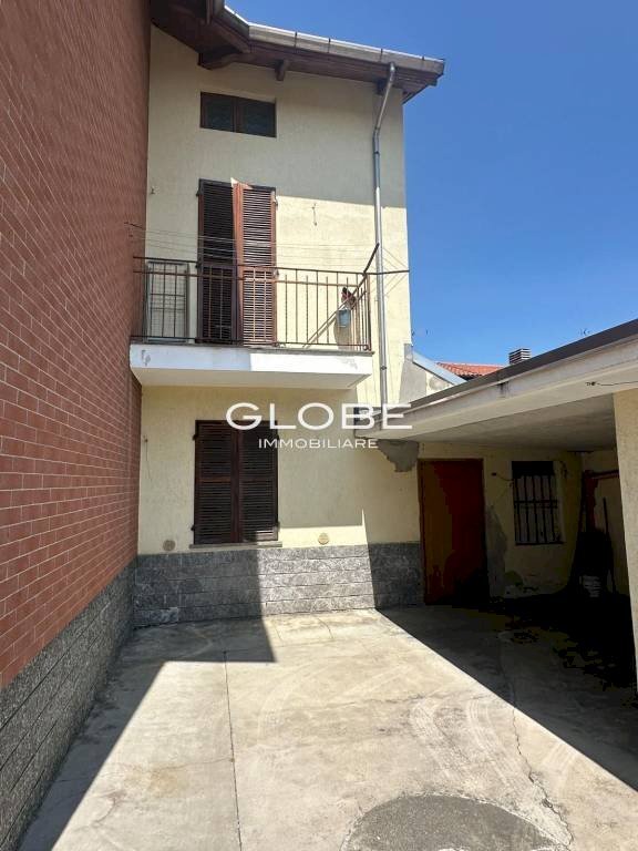 Cortile interno - Independent house via Alessandro Manzoni, Ciriè - photo 2