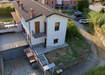 Facciata - Villa corso Silvio Pilotti, Tortona - foto 1